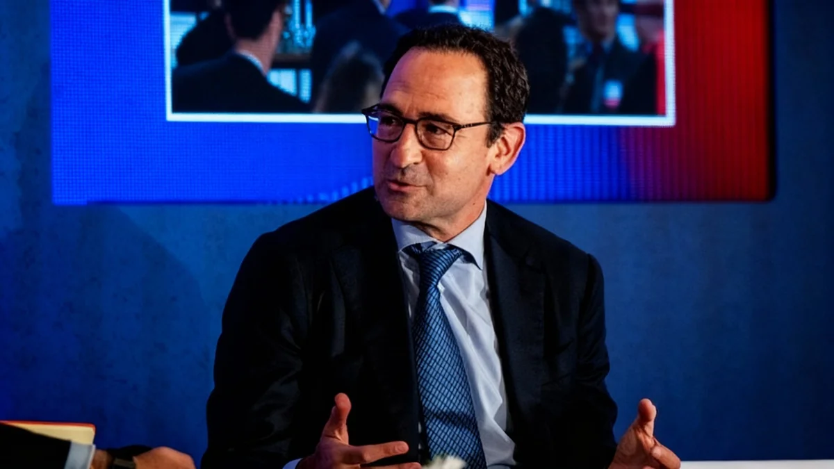 Blackstone Warns Investors Underestimate AI Disruption