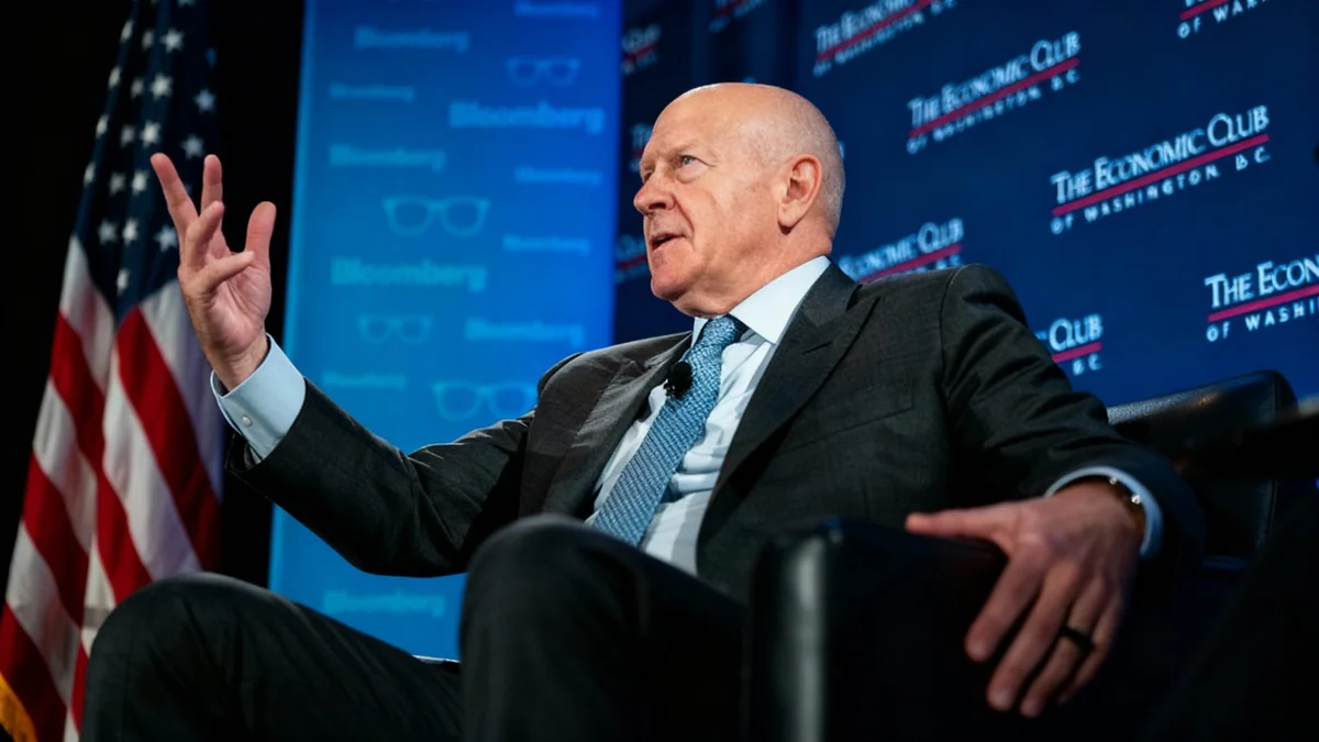 AI's Impact on White-Collar Jobs Sparks Economic Debate