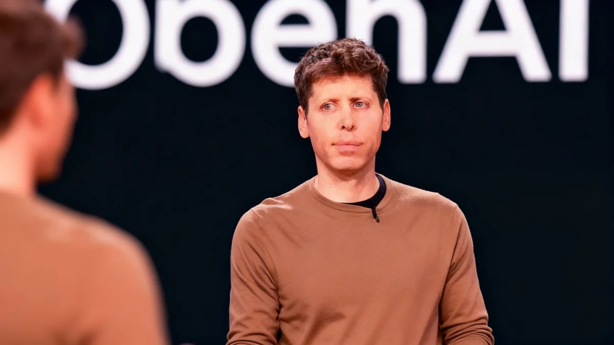 AI's Economic Impact: Experts Clash Over Future of Growth