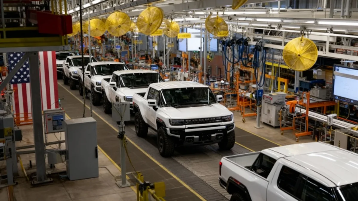 AI Could Replace 40% of US Jobs, New Report Finds