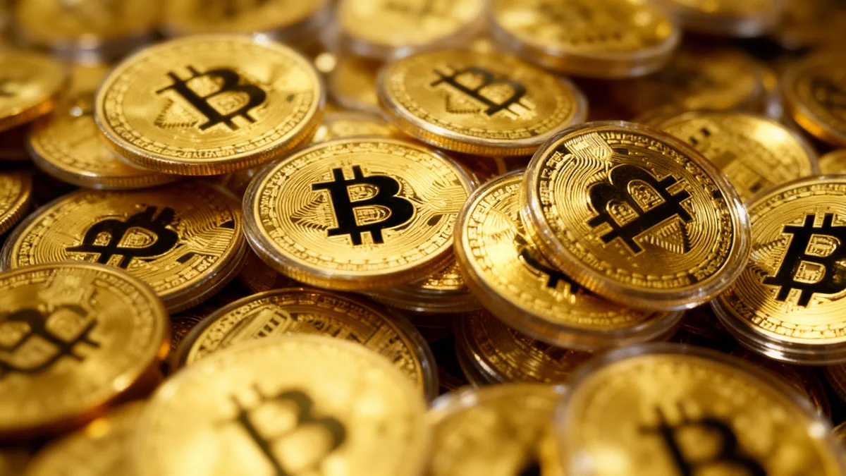 Crypto Market Loses $1 Trillion Amid AI Bubble Fears